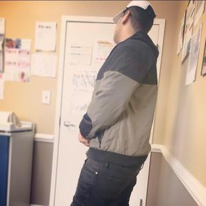 Meet your Posher, Omar